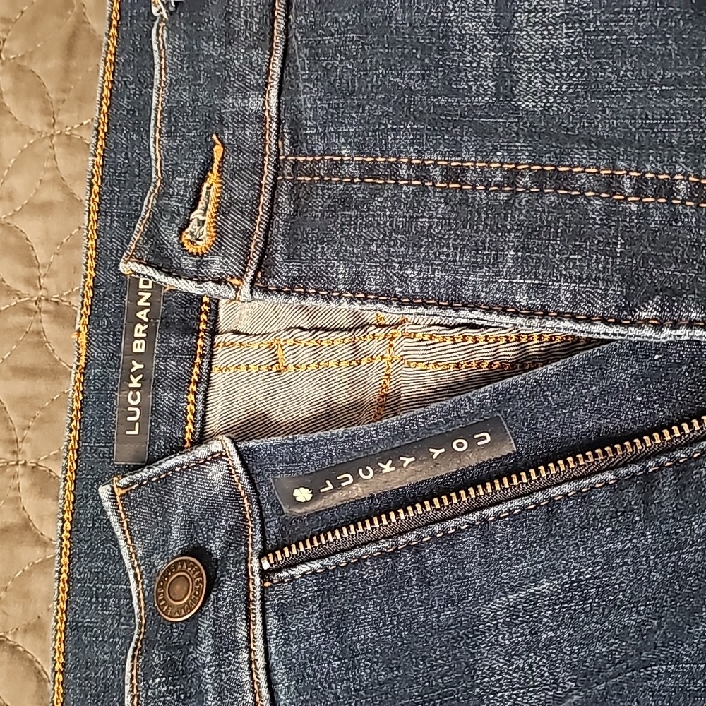 Lucky Jeans